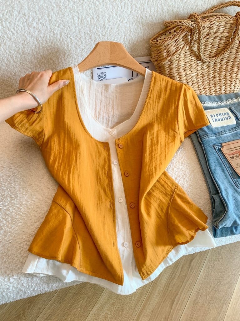 Women's V-Neck Short Sleeve Ruffle Blouse Summer Loose Fit Top - Style 59248e